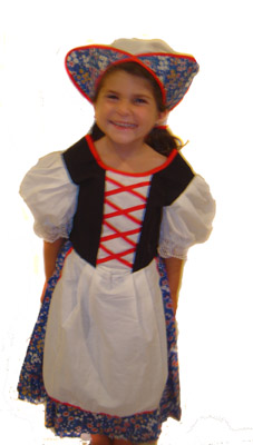 *DISCONTINUED* TRADITIONAL HOLLAND ATTIRE