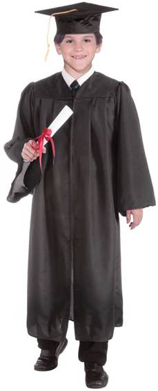 GRADUATION GOWN